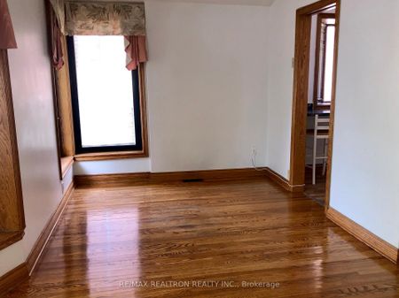 For Lease - 39 Spruce Avenue, Richmond Hill, Ontario - Photo 3