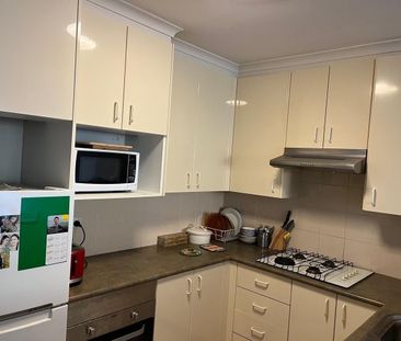 St Leonards - Photo 2