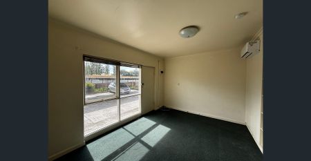 Perfectly Positioned Ground Floor Apartment - Photo 5