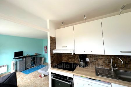 Location Appartement 1 pièce 24m² TOULON 83000 - Photo 3