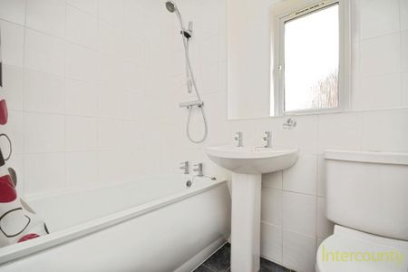 2 bedroom end of terrace house to rent - Photo 5