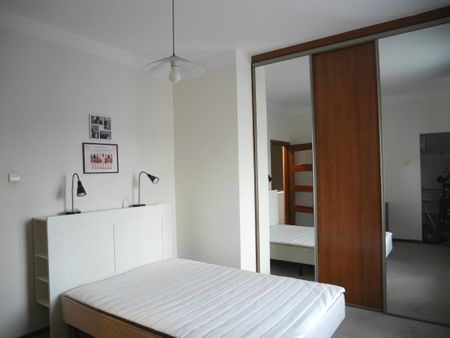 ścisłe centrum, 2 pokoje, dobra cena - Zdjęcie 5