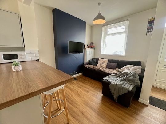 Devon Place - Photo 1