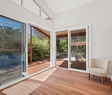 Sun-Filled cottage with balcony - Photo 6