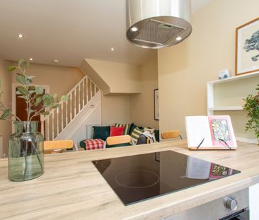 12 Cross Woodstock St, Woodhouse, Leeds, LS2 9JF - Photo 3