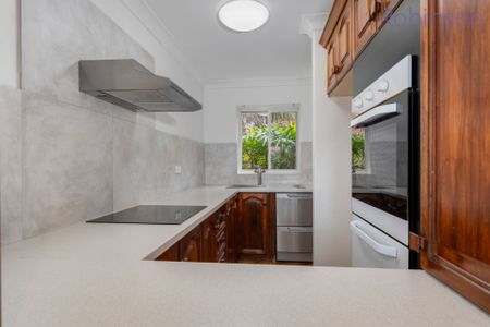 Two bedroom townhouse in sought after Merewether beach location - Photo 3