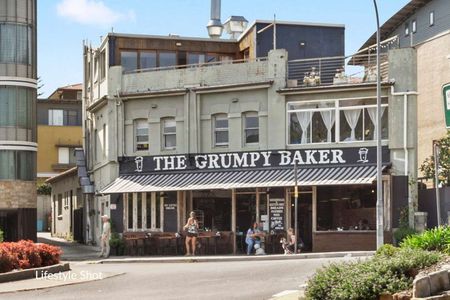 HUGE SUNNY TWO BEDROOM WITH PARKING - Photo 5