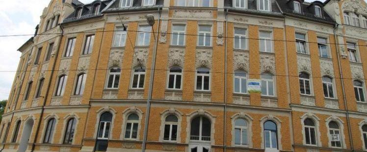 Charmante 4-Zimmer-Maisonette-Wohnung mit Einbauküche in Plauen Westend frei ab 01.12.2025 !! - Photo 1
