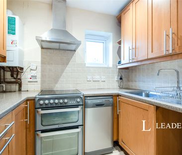 3 bedroom maisonette to rent Hitchin Road, Shefford, Bedfordshire, ... - Photo 6