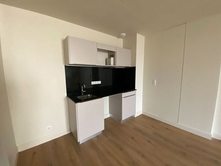 Location Appartement 2 pièces 45m² - Photo 3