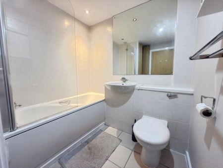 2 bedroom apartment to rent - Photo 4