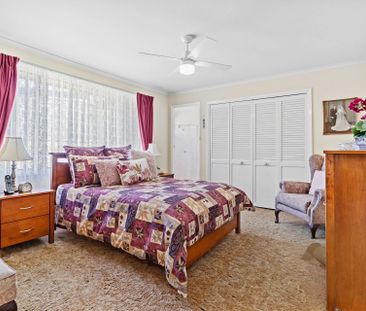 Modern Family Living in a Quiet, Sought-After Ruse Pocket - Photo 5