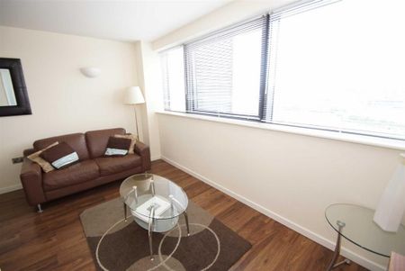 1 bedroom apartment to rent - Photo 2