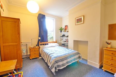 5 bedroom house to rent - Photo 2