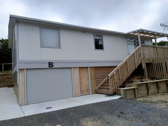 SUNNY 3-BEDROOM HOME IN PAPARANGI/NEWLANDS - Photo 1