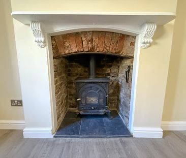 2 bedroom detached house to rent - Photo 2