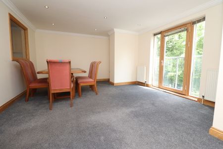 1 bedroom Apartment to let - Photo 3