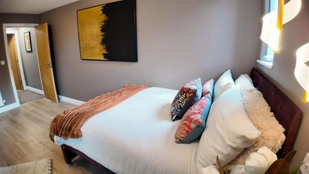 1 bedroom in a house share to rent - Photo 3