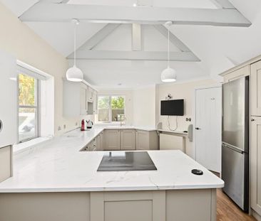 3 bedroom end of terrace house to rent - Photo 6