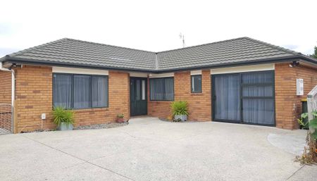 Four Bedroom Family Home in Handy Location - Photo 5