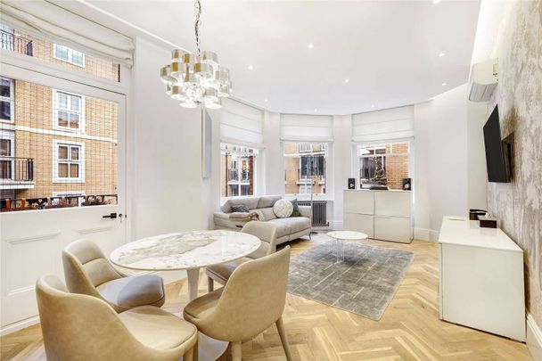 Exceptionally refurbished 2 bedroom apartment in central Westminster. Fully equipped and beautifully furnished. - Photo 1