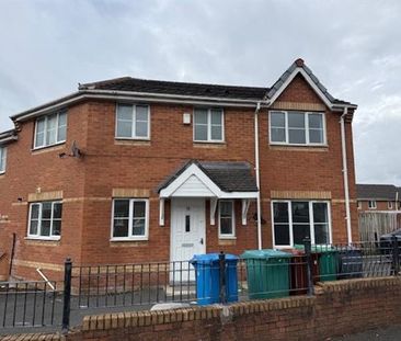 3 Bedroom Semi-Detached House For Rent in Cascade Drive, Manchester - Photo 5