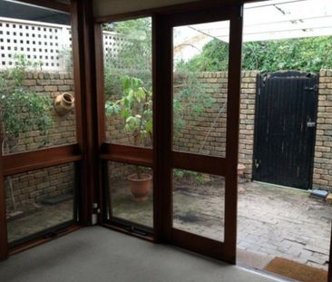 2 Bedroom Courtyard Home - Photo 6