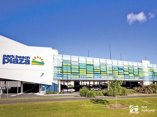 Dual occupancy granny flat across from Park Beach - Photo 1