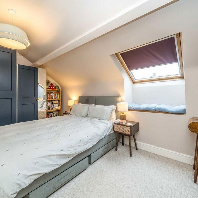 3 bedroom flat to rent - Photo 1