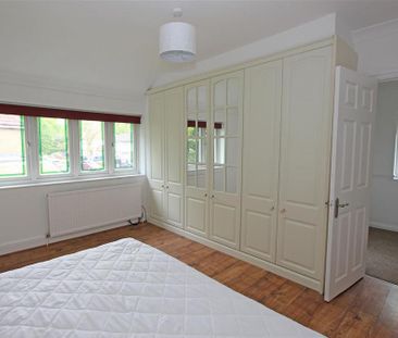3 bedroom semi-detached house to rent - Photo 4