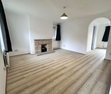 Chetwynd Mead, BAMPTON - Photo 6