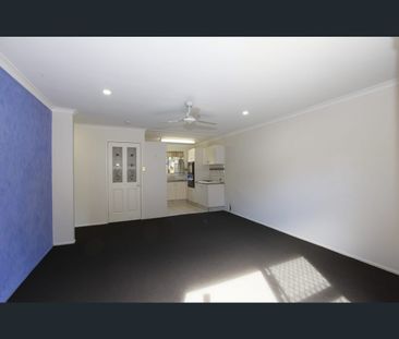 2/20 Parneno Street, Chevron Island, Qld 4217 - Photo 4
