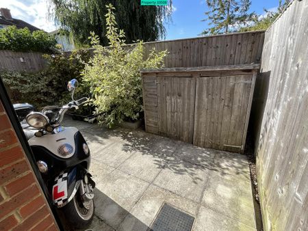 2 bedroom semi-detached house to rent - Photo 3