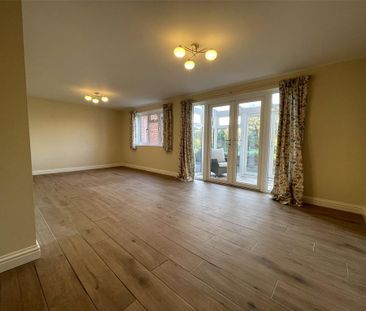 3 bedroom link detached house to rent - Photo 4