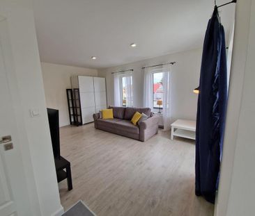 Dwupoziomowe 77 m² z miejscem parkingowym - Photo 2