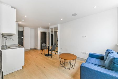 Studio to rent - Photo 2