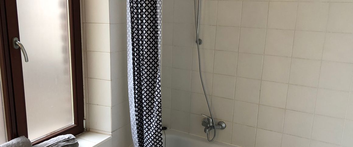 City and Style: Altbau-Apartment im Zentrum Kölns - Photo 1