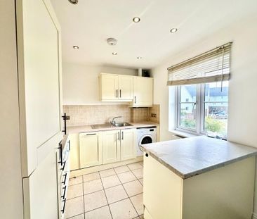 2 bedroom flat to rent - Photo 6