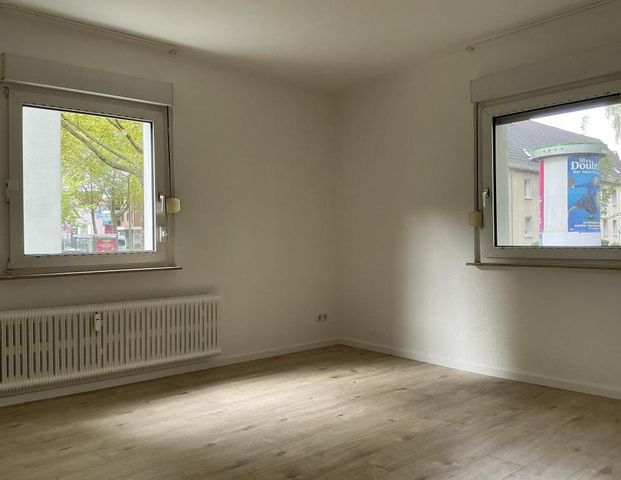 Möbel rein und wohnen! Bezugsfertige 2-Zimmer-Wohnung in GE -Ückendorf - Foto 1