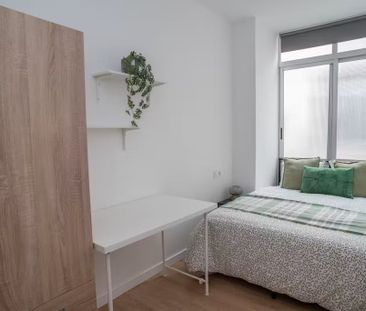 Carrer del Salvador, Torrent, Valencian Community 46900 - Photo 2