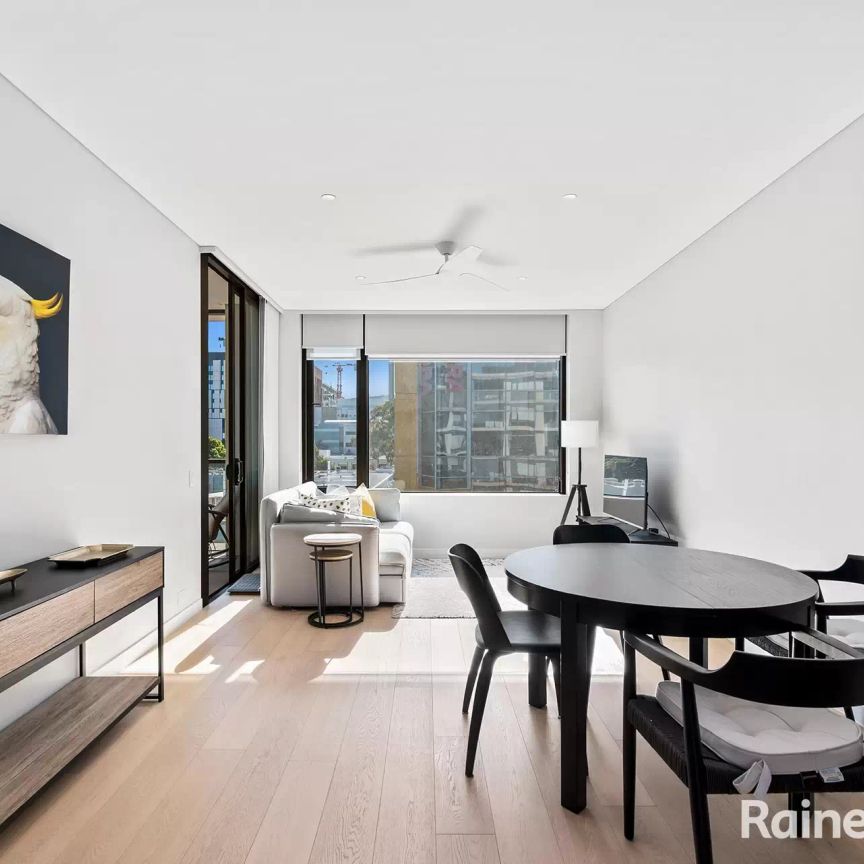 Apartment with 2 bedrooms, 1 bathroom & parking for 1 car - Photo 1