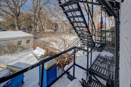 For Lease - 22 Grant Avenue Unit# 2, Hamilton, Ontario - Photo 3