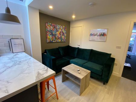 5 bedroom terraced house to rent - Photo 2