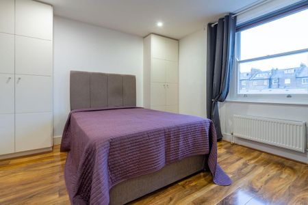 2 bedroom flat to rent - Photo 2