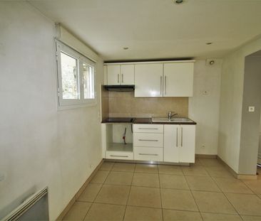 Location Appartement 2 pièces 35m² - Photo 2