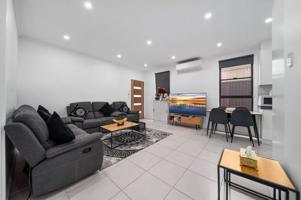 Charming 2-Bedroom Granny Flat in Smithfield - Photo 1