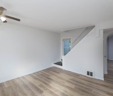 For Lease - 389 Glendale Avenue, St. Catharines, Ontario - Photo 6