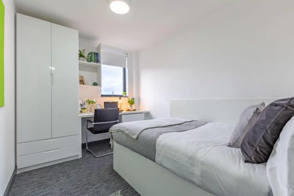 Premium Plus En-suite - Photo 1