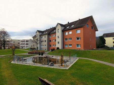 bright apartment in a quiet location - Photo 3