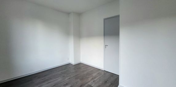 Location Appartement 2 pièces 38m² - Photo 2